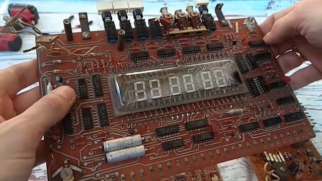 Разбор ПЧК3-2-РИ, золотосодержащие радиодетали. смотреть онлайн