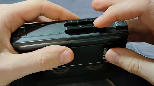 Обзор диктофона SANYO 1990г, модель M1018A смотреть онлайн