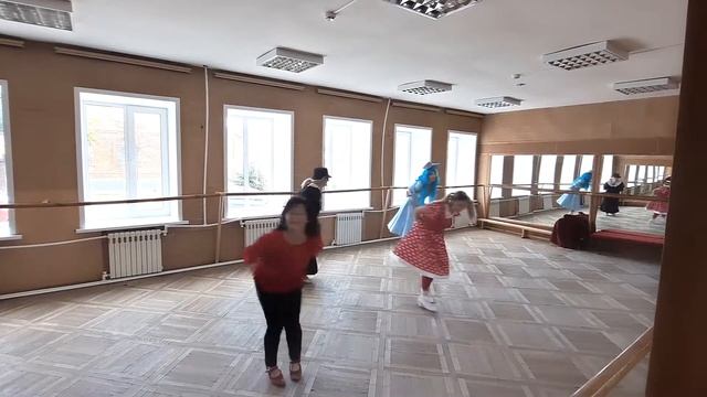 Учитель танцев "Черепашка" смотреть онлайн