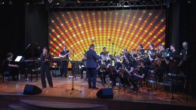 И. Дунаевский. Песенка о капитане смотреть онлайн