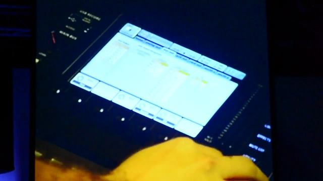 Sneak Peak of 2012 Behringer X32 Seminar by Music Group (5) смотреть онлайн