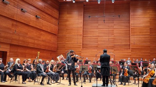 Leonardo Dimoski - J.Sibelius: Violin Concerto in d minor, Op. 47 (1 mvt.) смотреть онлайн
