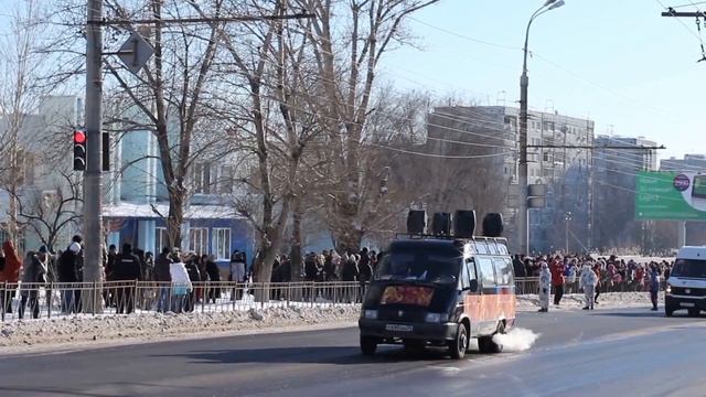 Олимпийский огонь в Волгограде 20.01.2014 (этап ул.Качинцев-Парк Хаус)