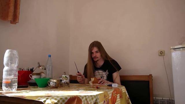 Как порезать хлеб с помощью ножа смотреть онлайн