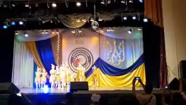 "Золотые рыбки" Школа классической и современной хореографии "Фуэте" Младшая группа (3-5 лет) смотреть онлайн