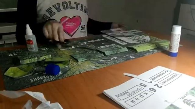 Авторский лэпбук «Листья» смотреть онлайн