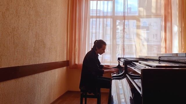 Толстых Дмитрий Сергеевич, Эдвард Григ "Кобольд", украинская народная песня "Казав менi батько" смотреть онлайн