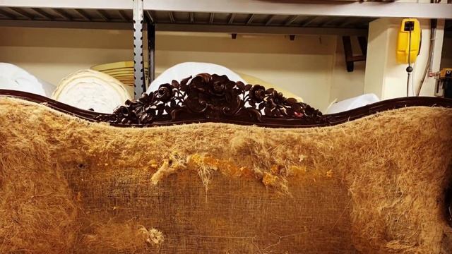 RESTAURO DIVANI смотреть онлайн