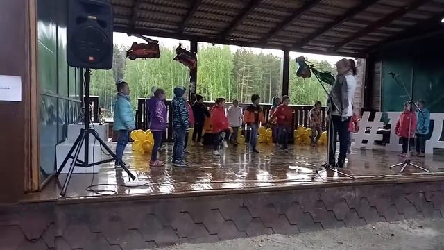 Маленькие танцоры смотреть онлайн