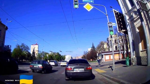 Проезд на красный без остановки смотреть онлайн