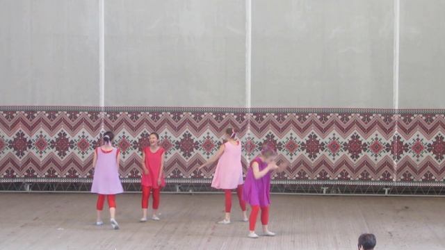 "Мастерская хореографии" С.и С. Турковых "Разговор" смотреть онлайн