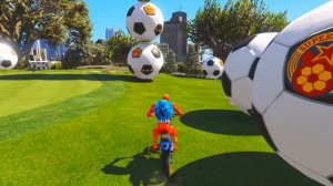 Мультики про цветные Мотоциклы Человек Паук Супергерои прыгают в воду на Байках Учим цвета для дете