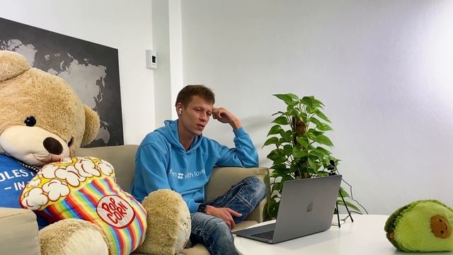 Кого берут в Aviasales и зачем разработчику мопед