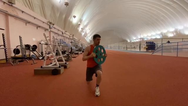 БЕГ. СИЛОВАЯ ТРЕНИРОВКА смотреть онлайн