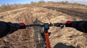 На велосипеде!