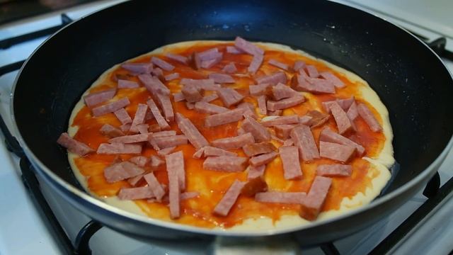 ПИЦЦА НА СКОВОРОДЕ смотреть онлайн