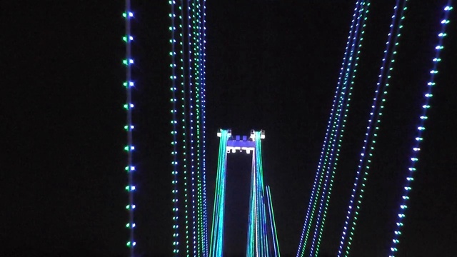 Виноградовский мост, вантовый мост Красноярска, новая подсветка.