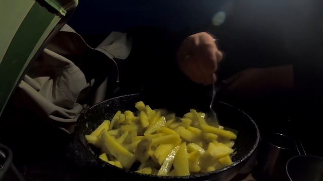 ТРУДОВАЯ РЫБАЛКА НА КАРПА! Карп на боковой кивок смотреть онлайн
