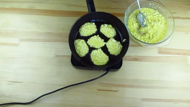 Сырники. Оладьи из творога /  Cheesecakes. Pancakes Made Of Cottage Cheese