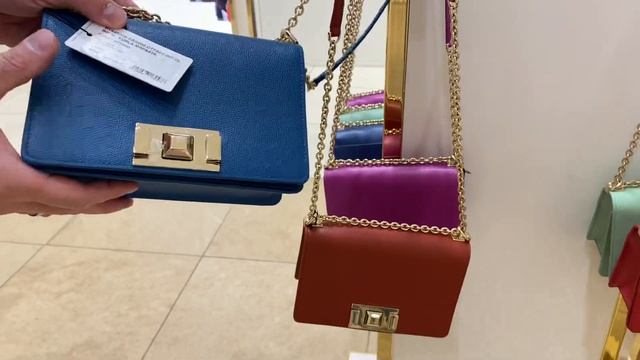 FURLA. Акция BLACK FRIDAY. Скидка 30%. Аутлет La Roca Village - 17.11.2022. #furla #фурла