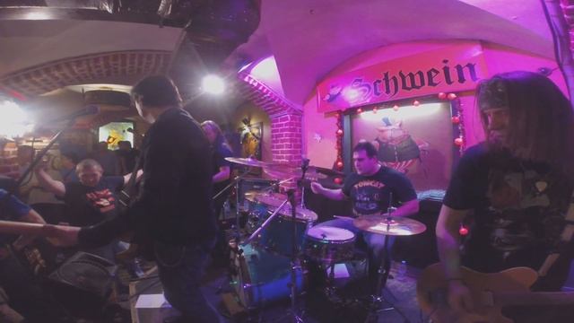 TOMCAT - Папа у меня фанат (26/12/15 SHWEIN Moscow)