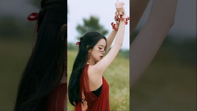 Фото ДЖИСУ на которых она выглядит, как ПРИНЦЕССА? #джису #flower #jisoo #blackpink смотреть онлайн