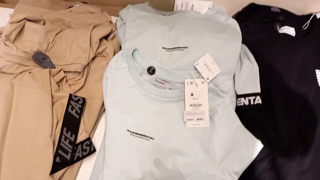 поход в магазин👌Bershka смотреть онлайн