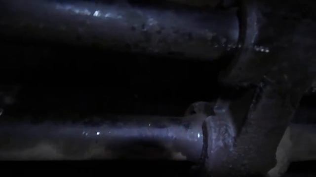 Заміна сайлентблоків задньої балки Renault Kangoo 1,5 DCI. Частина 1. смотреть онлайн