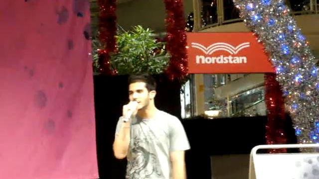 Eddie Razaz & Nicklas Hocker - Umbrella - Live i Nordstan смотреть онлайн