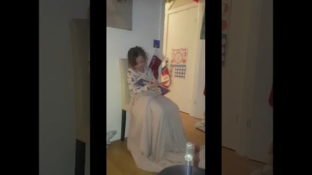 Sydenham Year 2 pupils reading Christmas stories and poems смотреть онлайн