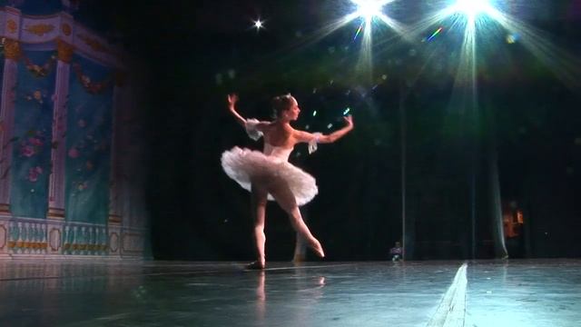 Moscow Ballet's Alexandra Elagina in Grand Pas de Deux - Act II Great Russian Nutcracker смотреть онлайн
