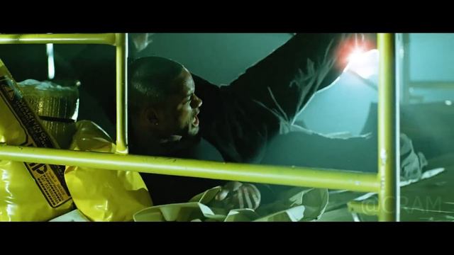 В будущем роботы восстанут против людей и заставят их жить в неволе смотреть онлайн