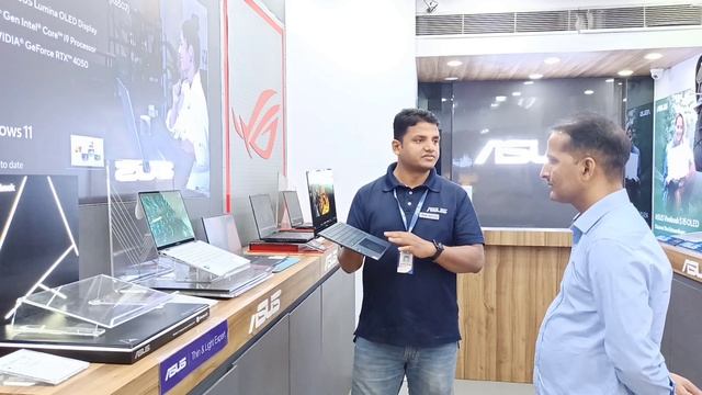 ASUS ZenBook S13 UX5304