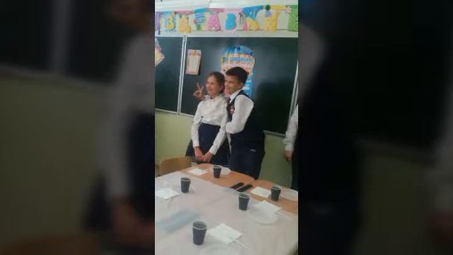 Люблю, люблю, люблю, люблю ВСЕХ!!! смотреть онлайн