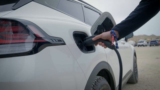 2nd Annual OPTIMA Unplugged Powered by Clarios смотреть онлайн