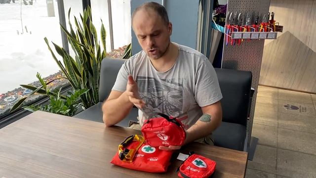 Аптечка Singing Rock. Подробный обзор