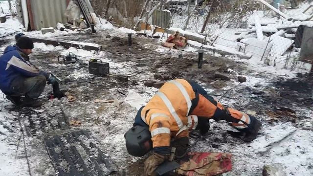 Свайные фундамент под баню за 3.5 часа. СПб 89219550731 смотреть онлайн