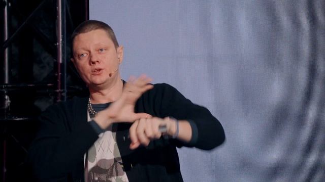 Как научить логотип говорить на всех языках | Владимир Шрейдер | Prosmotr смотреть онлайн