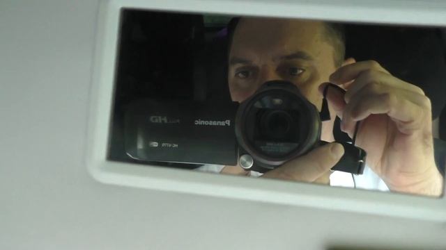 Panasonic HC-V770. Как Зарядить? смотреть онлайн