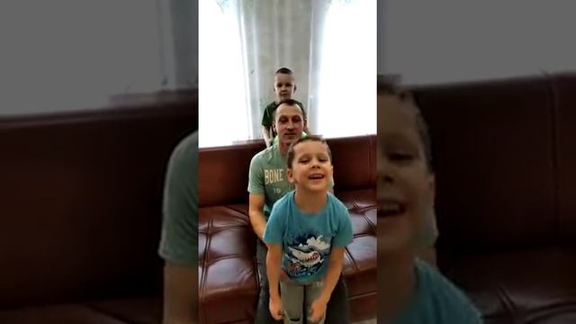 поздравление от моих мальчиков с 8 марта смотреть онлайн