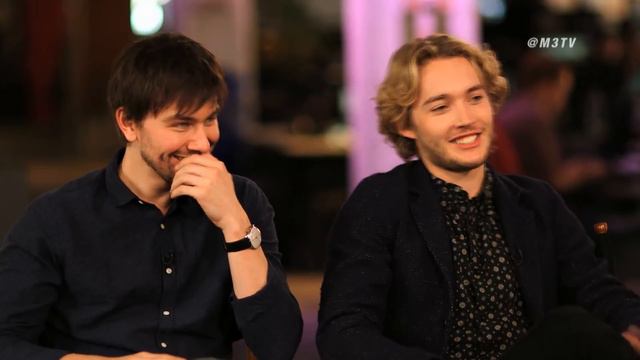 M3: Extended Interview with Reign Stars Toby Regbo & Torrance Coombs смотреть онлайн