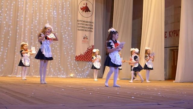 "Должны смеяться дети"- студия Акцент смотреть онлайн