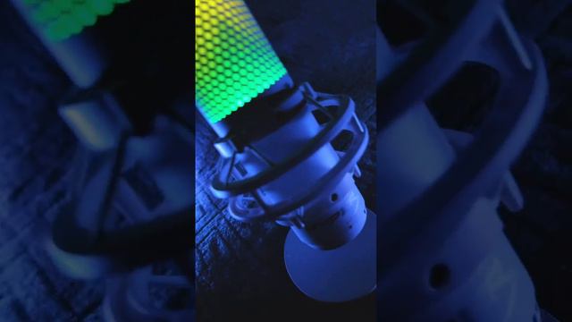 HyperX: Quadcast S Microphone смотреть онлайн