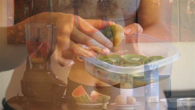 Healthy Smoothie Recipe: Watermelon, Kiwi & Mint! Refreshing Electrolyte Sports Drink! смотреть онлайн