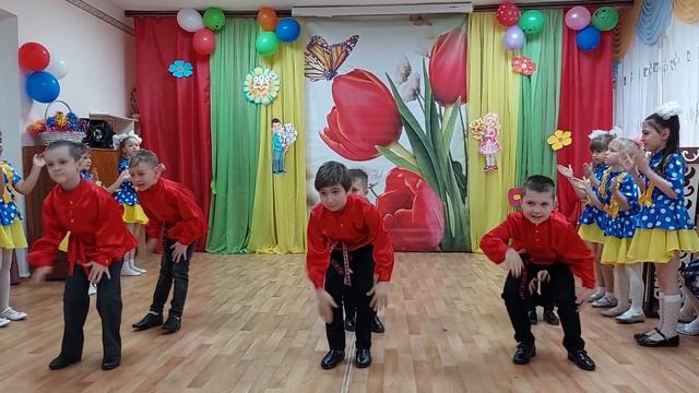 Танец "Ой как ты мне нравишься" смотреть онлайн