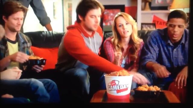 Game Day bucket go BOOM! KFC смотреть онлайн