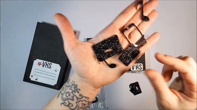 Álbum Retro VHS Tape - Tutorial Scrapbooking Gratis en Castellano смотреть онлайн