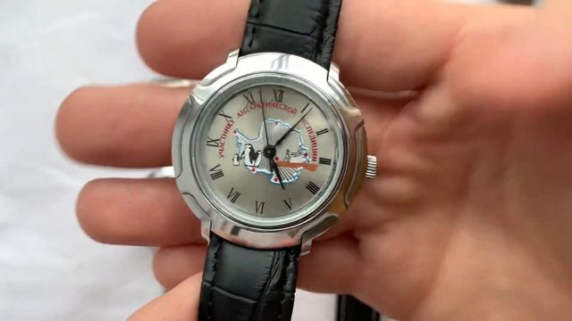 Видеообзор на часы Ракета в необычных поздних корпусах с минеральными стеклами ПЧЗ смотреть онлайн