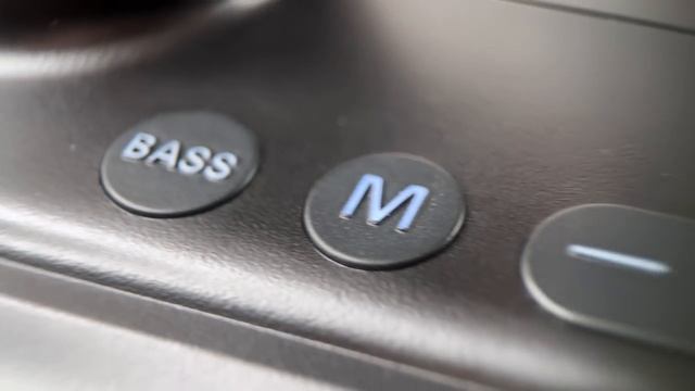 СУПЕР МОЩНАЯ ПОРТАТИВНАЯ КОЛОНКА MIFA WILDBOX ?AUX И SD КАРТЫ