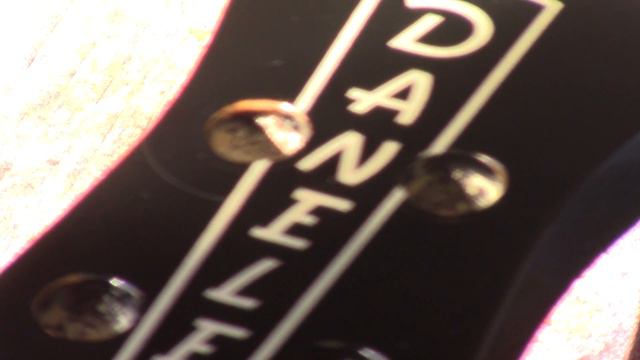 Danelectro Baritone Refurb Part 5 Refurbishing The Neck смотреть онлайн